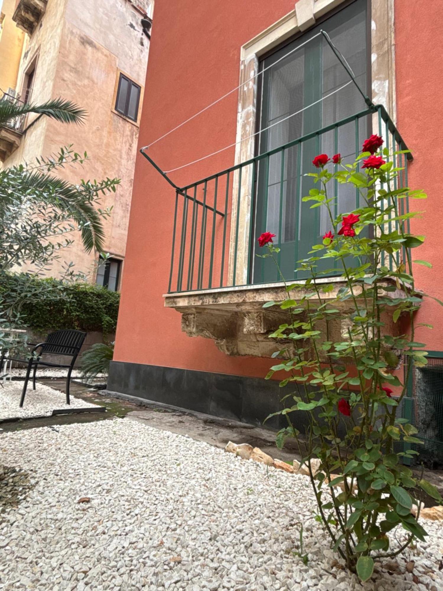 Il Giardino Casa Vacanze Catania Ngoại thất bức ảnh